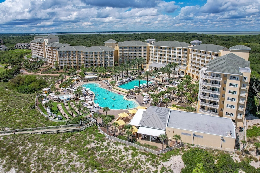 Pool View Condo with Access to Walking or Biking Pathway Throughout Amelia Island Plantation by RedAwning
