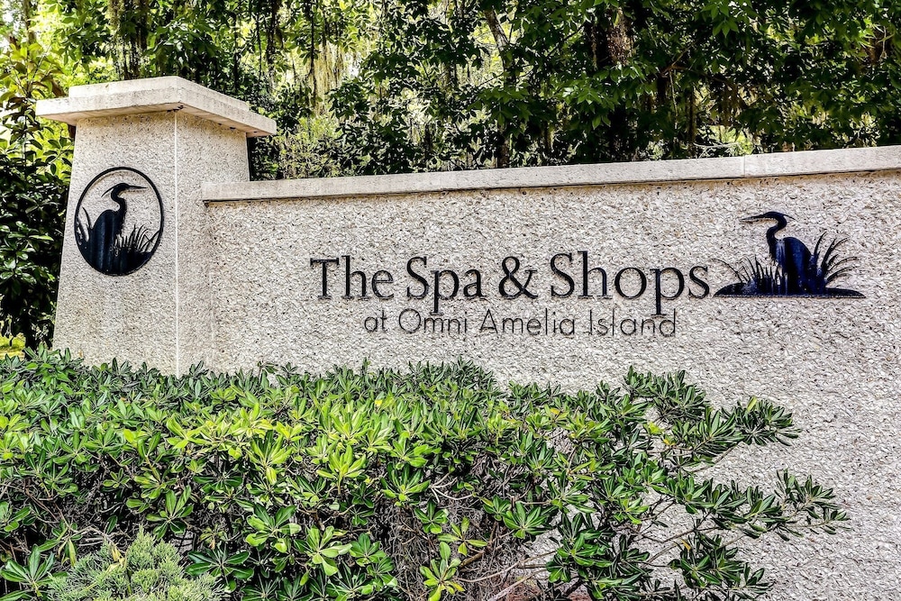 Pool View Condo with Access to Walking or Biking Pathway Throughout Amelia Island Plantation by RedAwning — Spa in Amelia Island, Florida