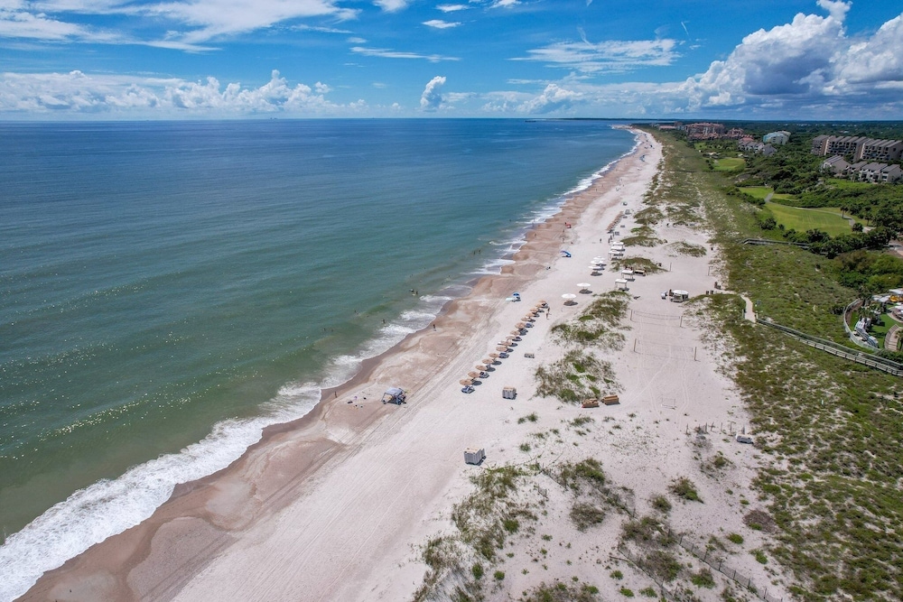 Pool View Condo with Access to Walking or Biking Pathway Throughout Amelia Island Plantation by RedAwning — Beach in Amelia Island, Florida
