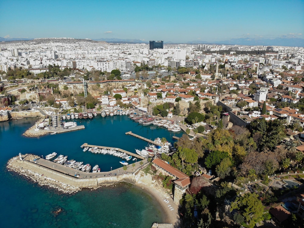 Sky Kamer Hotel — Attractions in the area in Antalya