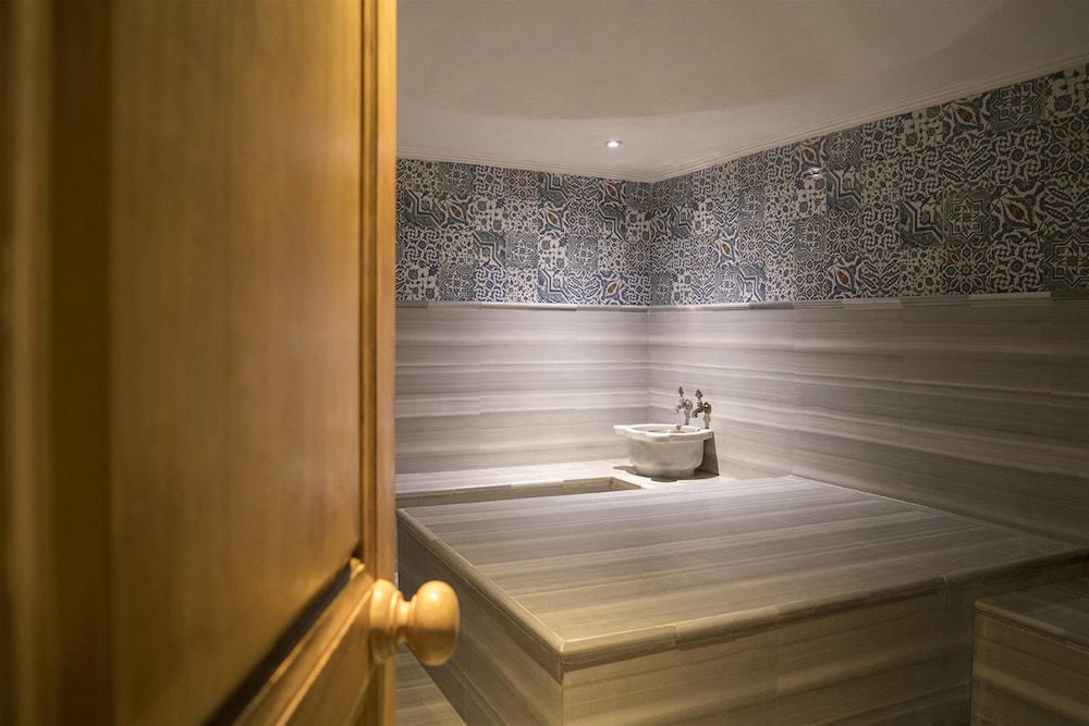Sky Kamer Hotel — Spa in Antalya