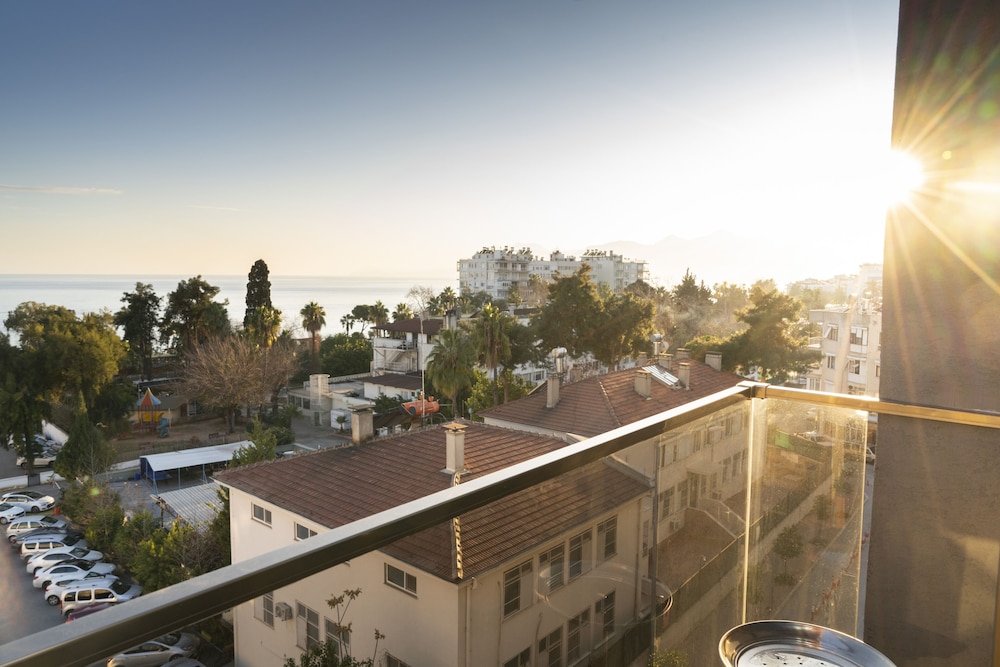 Sky Kamer Hotel — Attractions in the area in Antalya