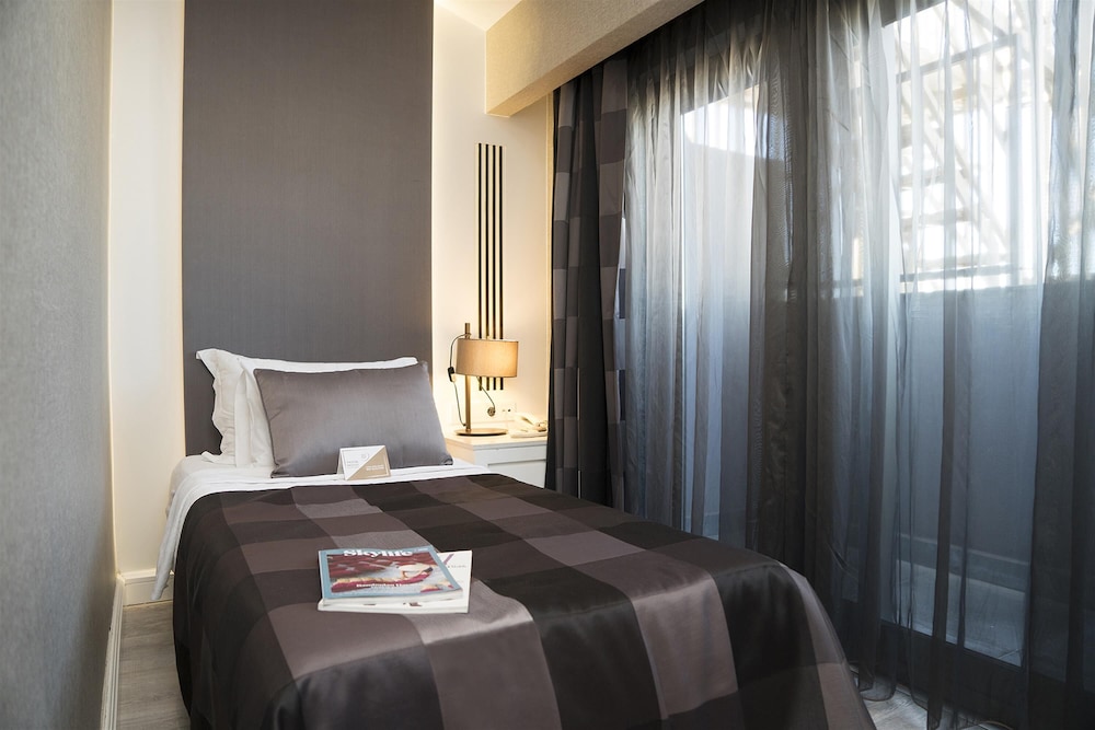 Sky Kamer Hotel — Hotel rooms in Antalya