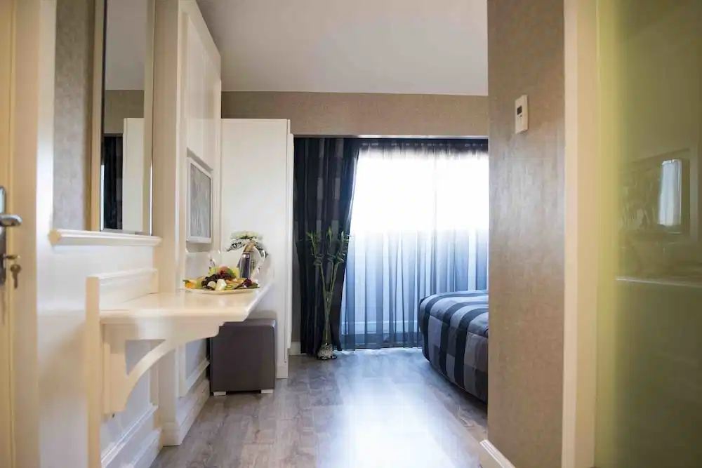 Sky Kamer Hotel — Hotel rooms in Antalya
