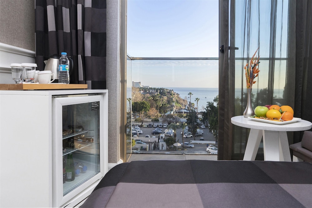 Sky Kamer Hotel — Hotel rooms in Antalya