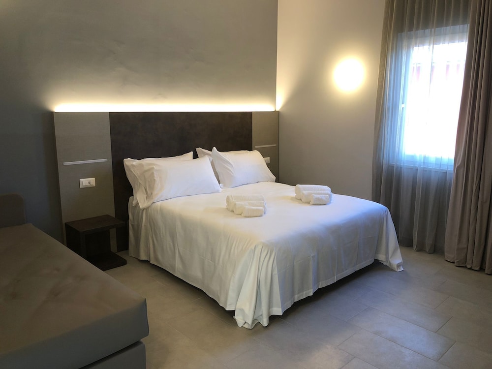Tiber Suite — Hotel rooms in Rome, Lazio