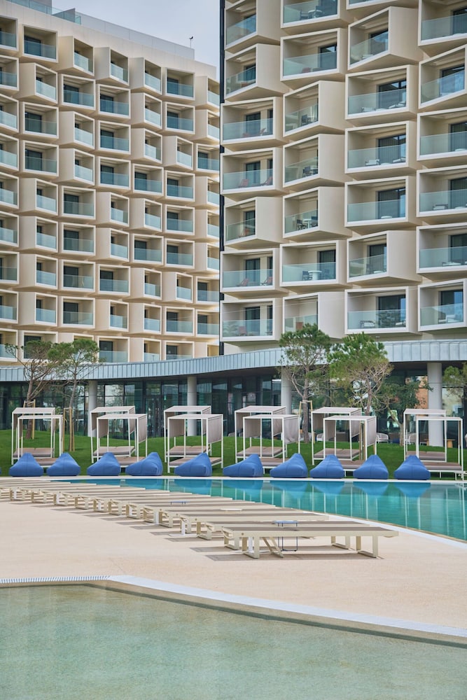 The Editory By The Sea Lagos Hotel — Hotel building in Lagos, Faro