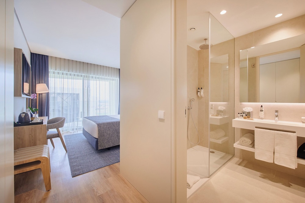 The Editory By The Sea Lagos Hotel — Hotel rooms in Lagos, Faro