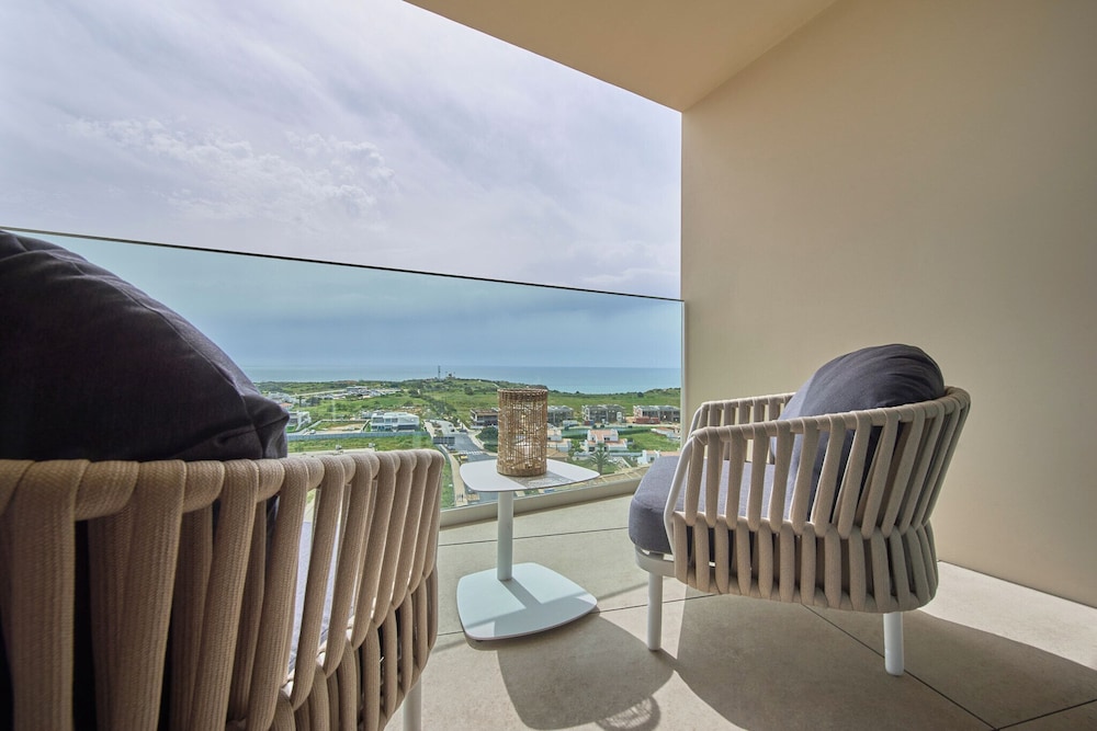 The Editory By The Sea Lagos Hotel — Hotel rooms in Lagos, Faro