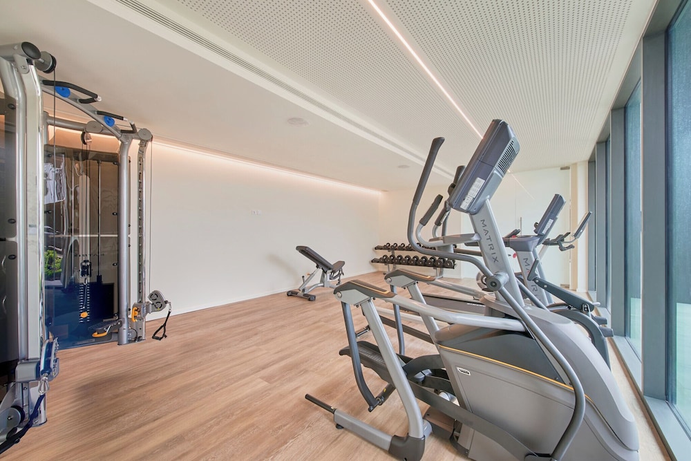 The Editory By The Sea Lagos Hotel — Sports & recreation in Lagos, Faro