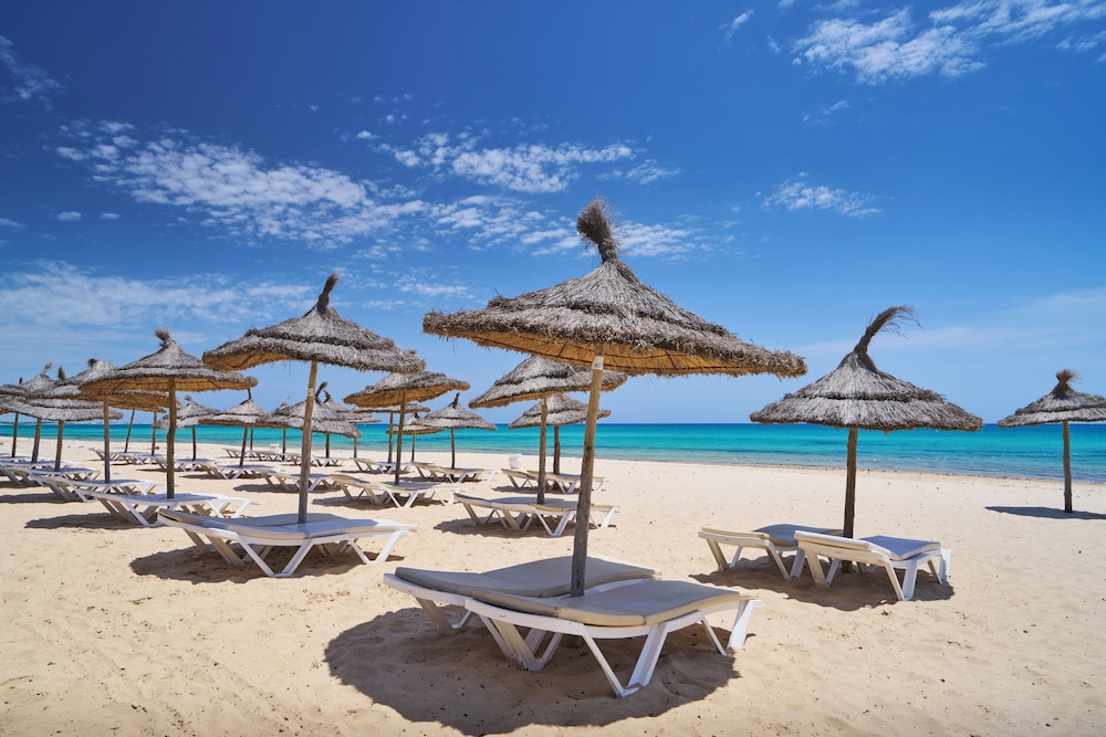 Nahrawess Resort & Thalasso — Beach in Hammamet, Nabeul