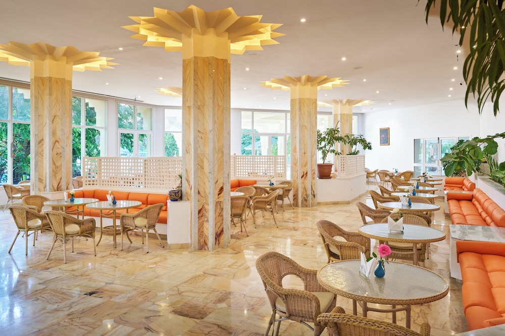 Nahrawess Resort & Thalasso — Restaurant & bars in Hammamet, Nabeul