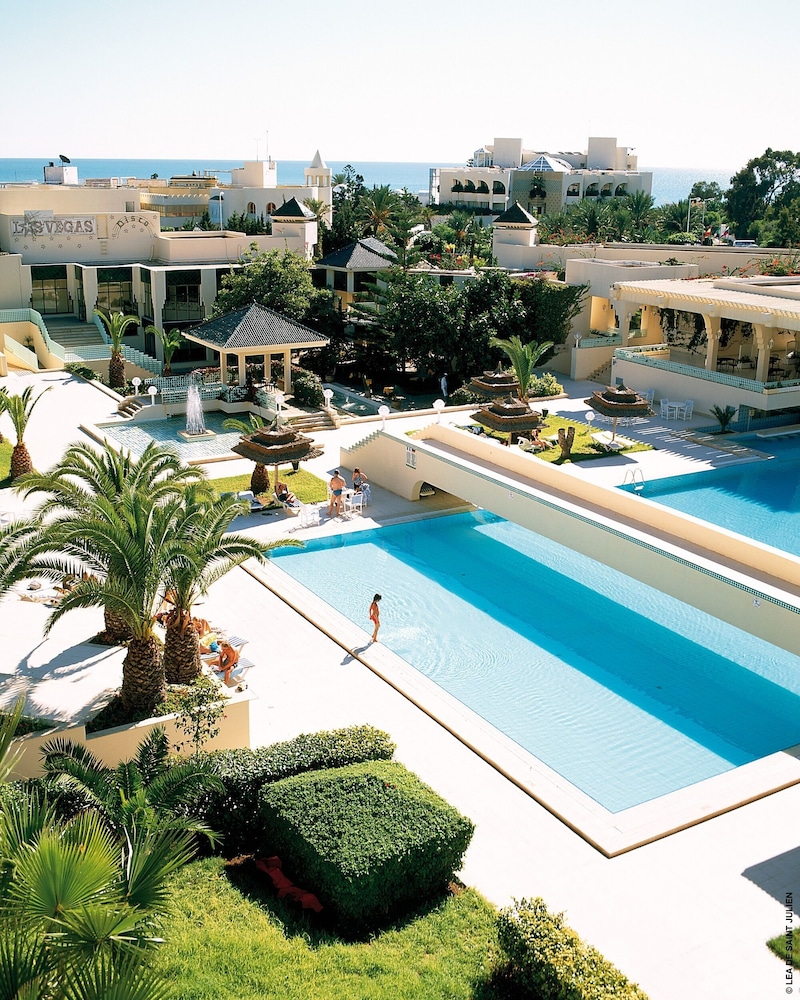 Nahrawess Resort & Thalasso — Swimming pool in Hammamet, Nabeul