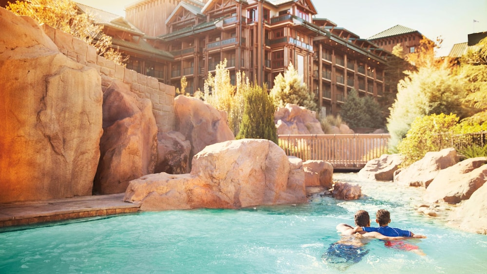 Copper Creek Villas & Cabins at Disney's Wilderness Lodge — Swimming pool in Walt Disney World Resort