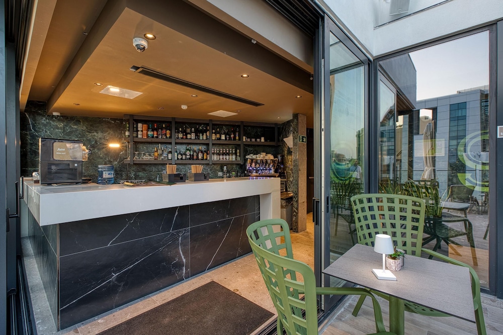 VITA Hotel & Rooftop — Restaurant & bars in St Julian’s, Malta Island