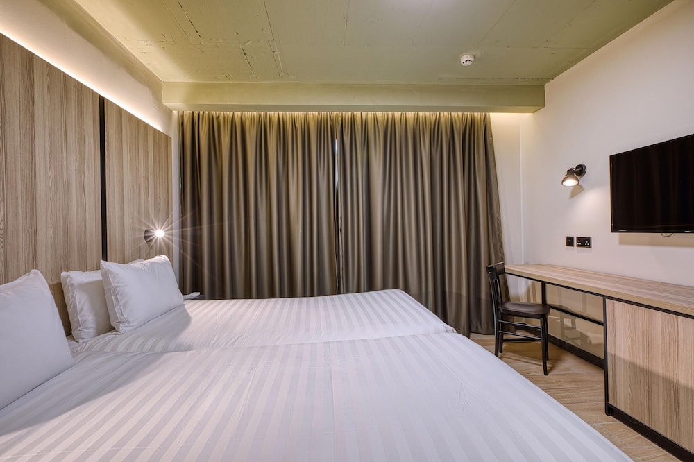 VITA Hotel & Rooftop — Hotel rooms in St Julian’s, Malta Island