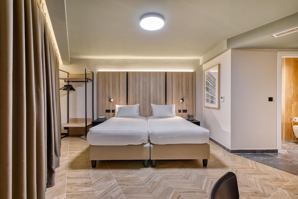 VITA Hotel & Rooftop — Hotel rooms in St Julian’s, Malta Island