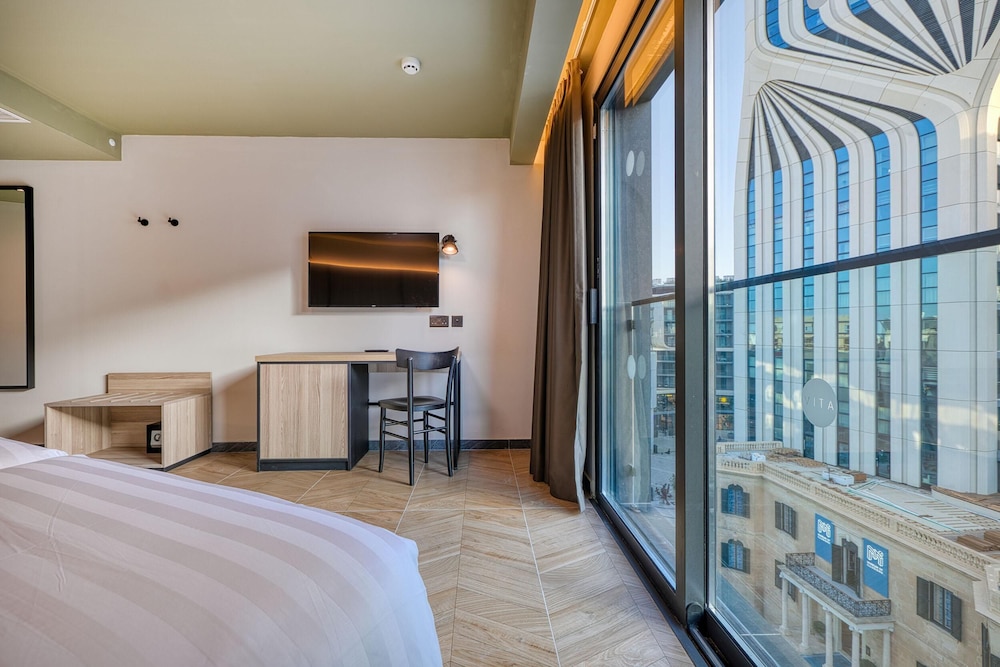VITA Hotel & Rooftop — Hotel rooms in St Julian’s, Malta Island