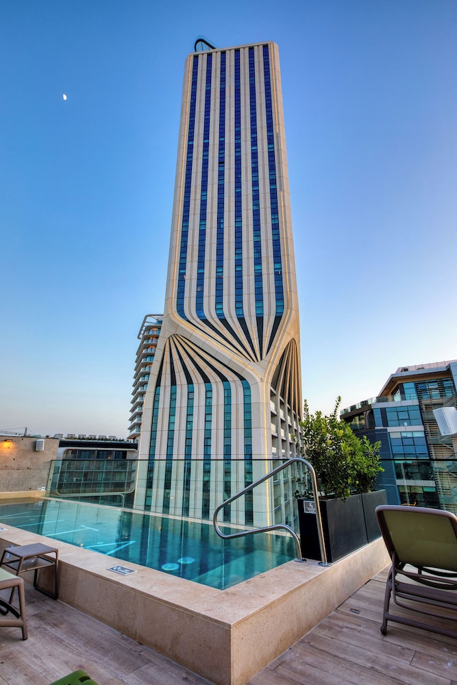 VITA Hotel & Rooftop — Hotel building in St Julian’s, Malta Island
