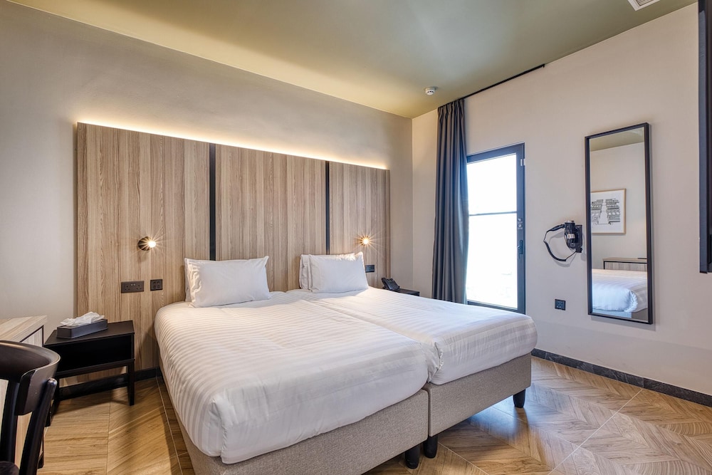 VITA Hotel & Rooftop — Hotel rooms in St Julian’s, Malta Island