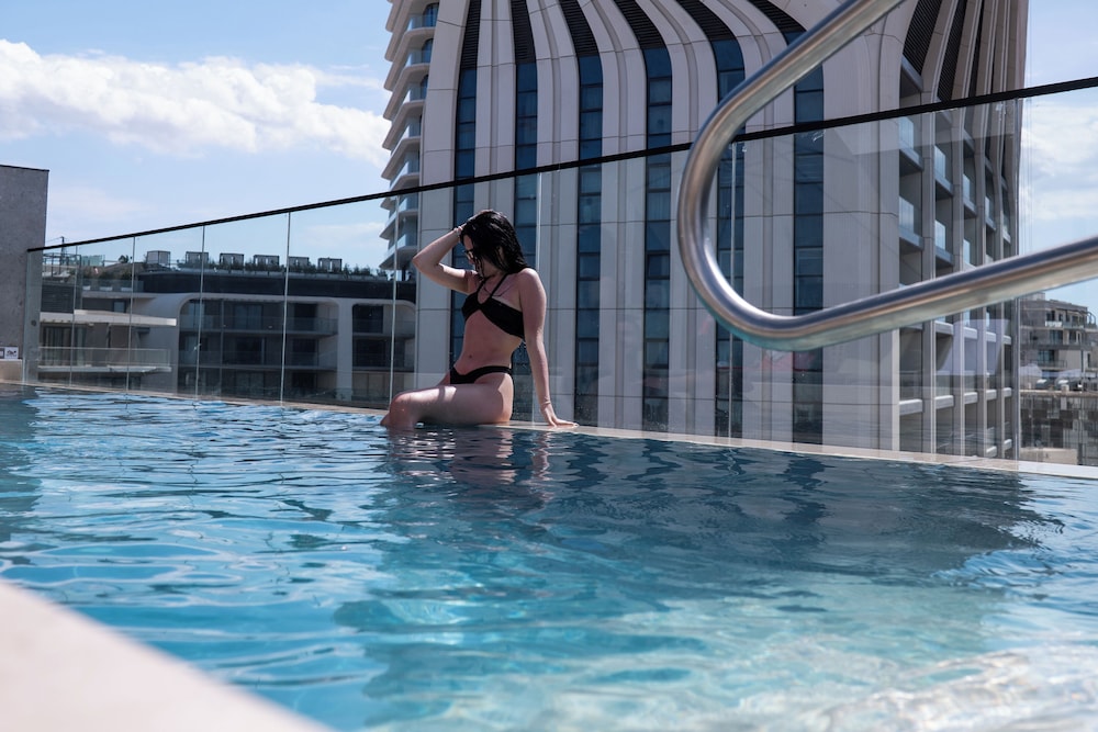 VITA Hotel & Rooftop — Swimming pool in St Julian’s, Malta Island