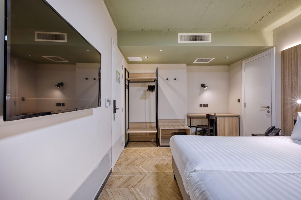 VITA Hotel & Rooftop — Hotel rooms in St Julian’s, Malta Island