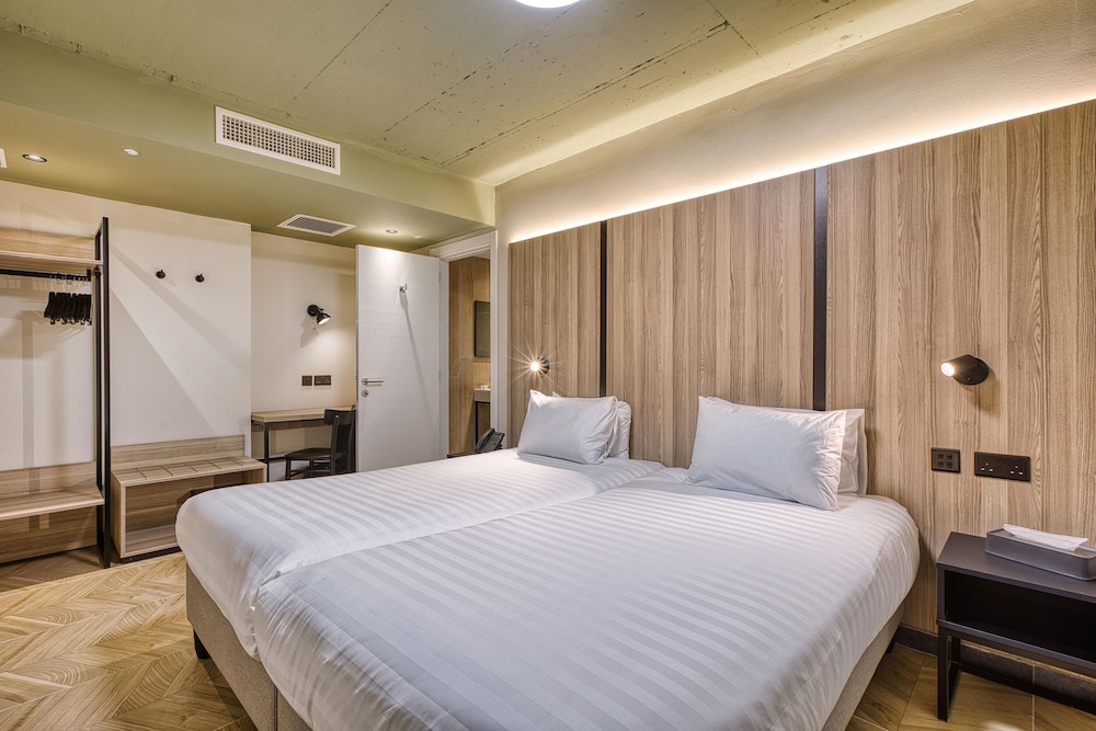 VITA Hotel & Rooftop — Hotel rooms in St Julian’s, Malta Island