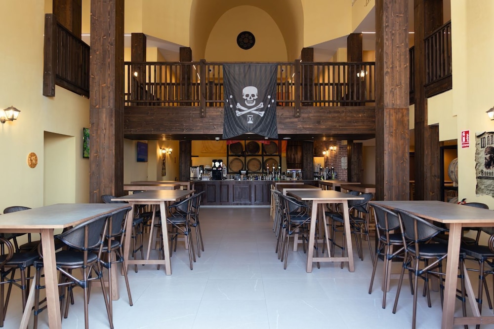 Magic Pirates Island Resort — Restaurant & bars in Benidorm, Valencian Community