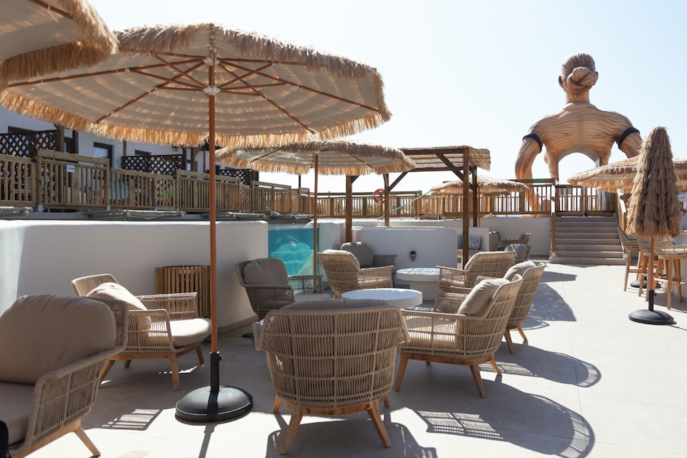 Magic Pirates Island Resort — Restaurant & bars in Benidorm, Valencian Community
