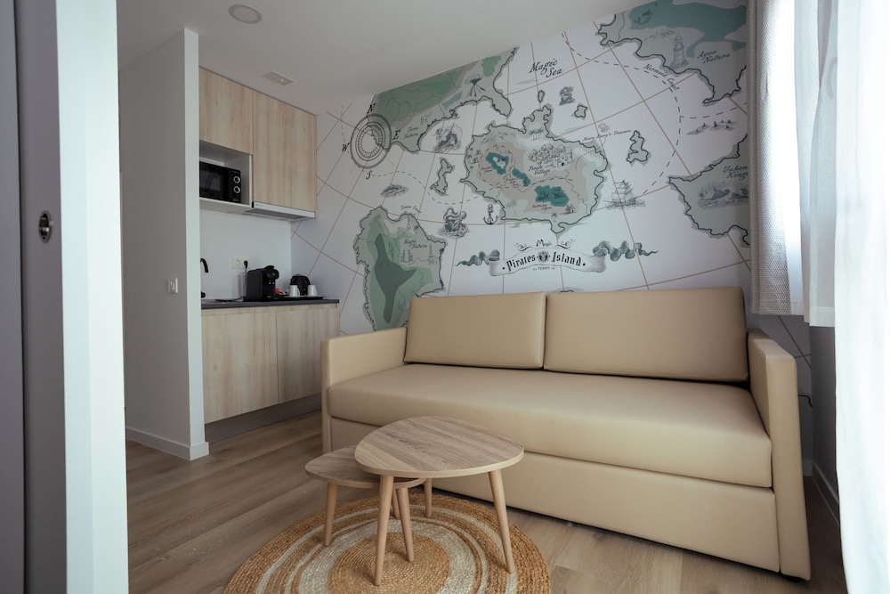 Magic Pirates Island Resort — Hotel rooms in Benidorm, Valencian Community