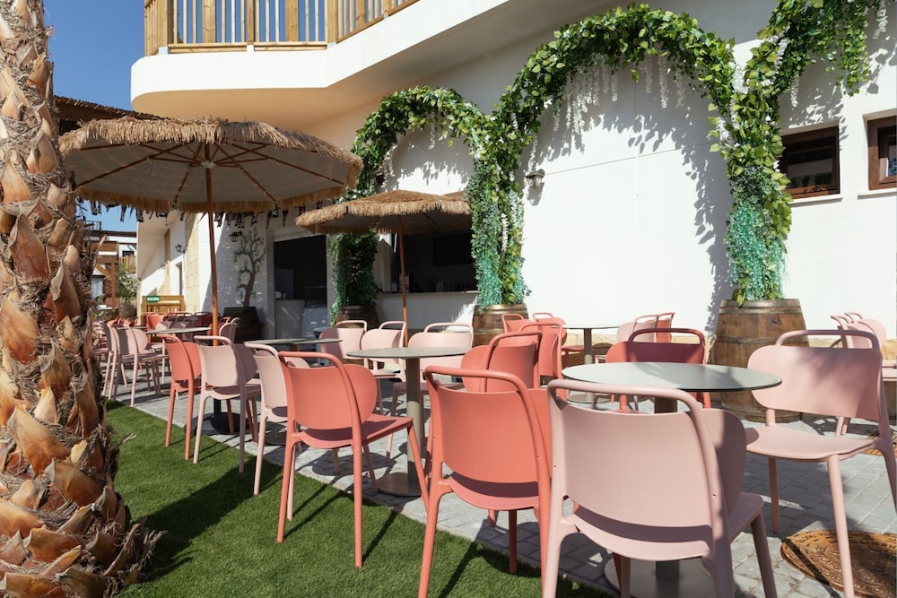 Magic Pirates Island Resort — Restaurant & bars in Benidorm, Valencian Community
