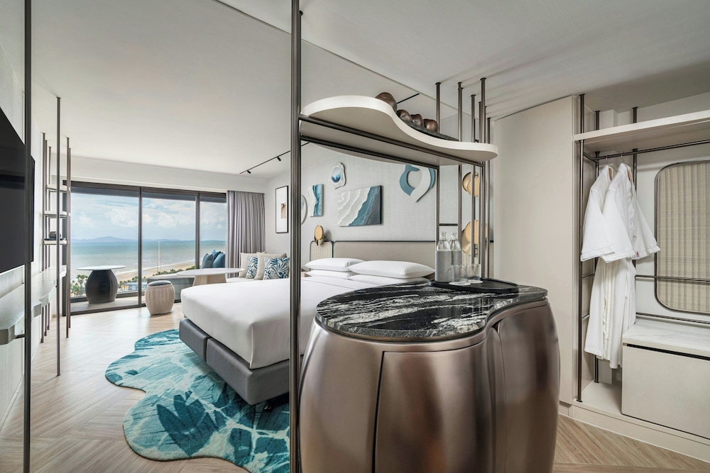 Pattaya Marriott Resort And Spa — Hotel rooms in Pattaya, Chonburi