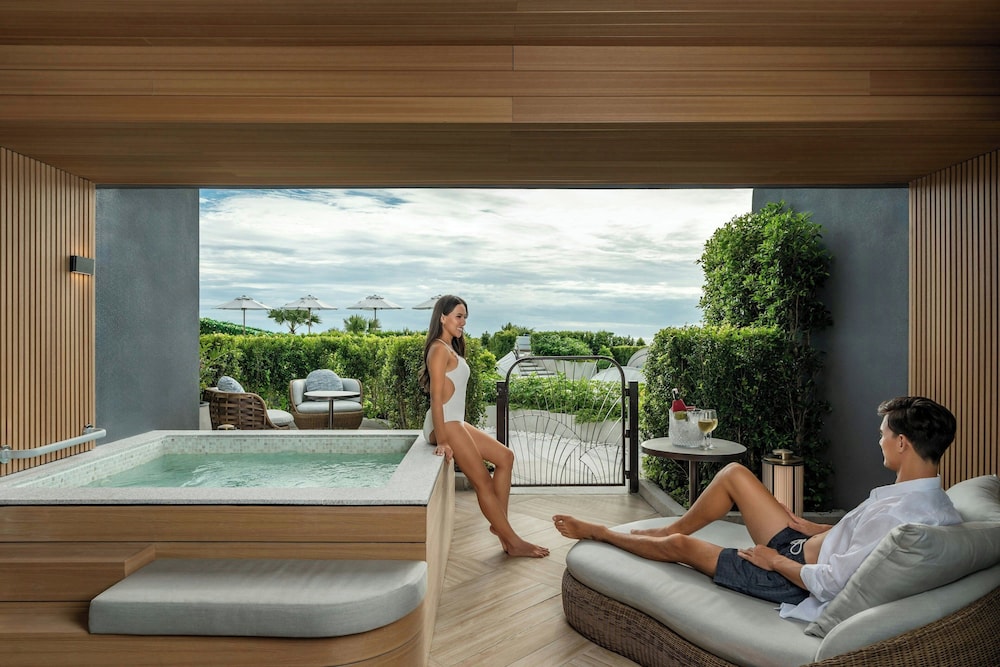 Pattaya Marriott Resort And Spa — Hotel rooms in Pattaya, Chonburi