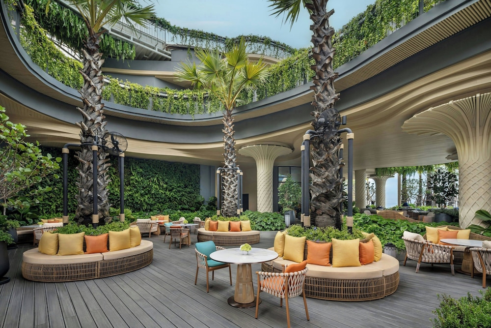 Pattaya Marriott Resort And Spa — Restaurant & bars in Pattaya, Chonburi