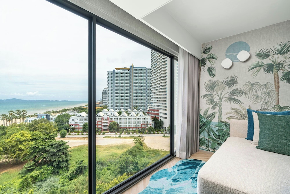 Pattaya Marriott Resort And Spa — Hotel rooms in Pattaya, Chonburi