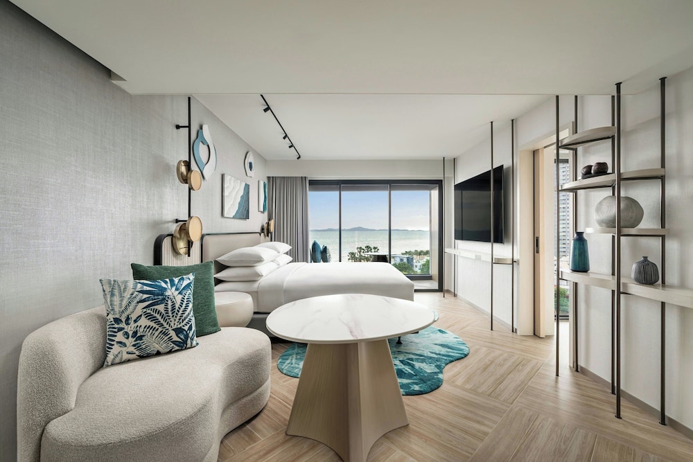 Pattaya Marriott Resort And Spa — Hotel rooms in Pattaya, Chonburi