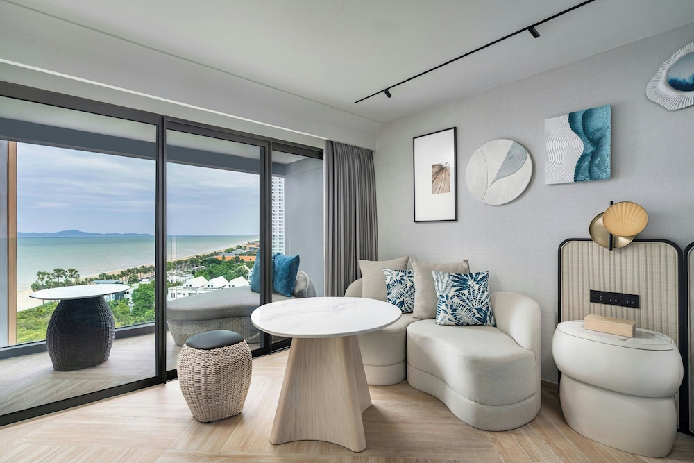 Pattaya Marriott Resort And Spa — Hotel rooms in Pattaya, Chonburi