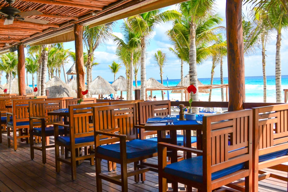 Hotel NYX Cancun - Near La Isla Shopping Mall — Restaurant & bars in Cancun, Quintana Roo