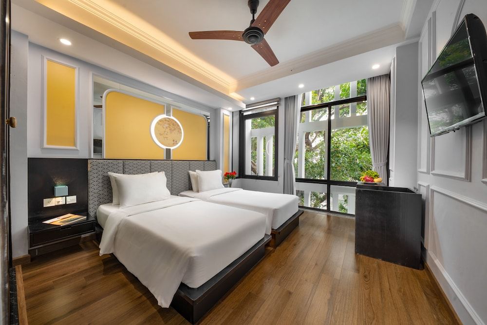 Hanoi Royal Premium Hotel