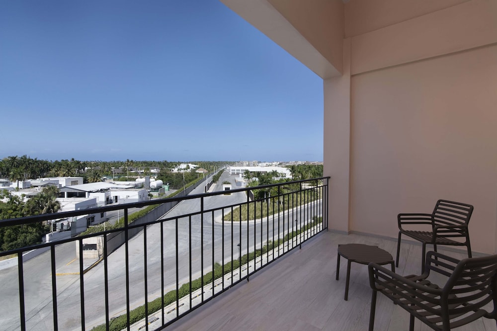 Reserva Real by Harper — Hotel rooms in Bavaro, La Altagracia