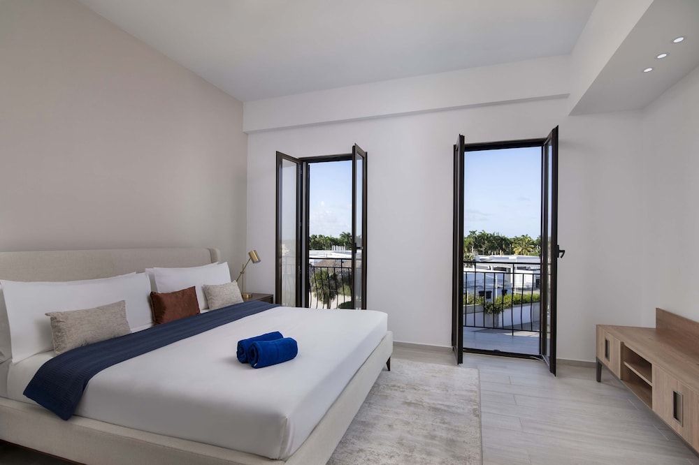 Reserva Real by Harper — Hotel rooms in Bavaro, La Altagracia