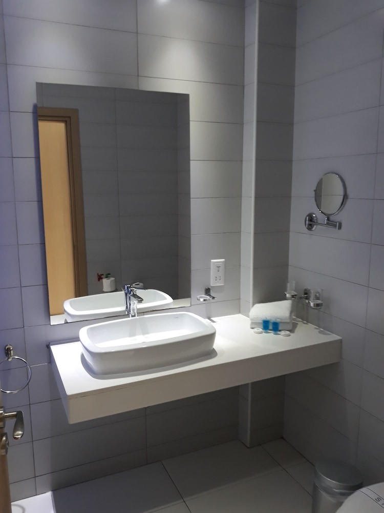 Vrissaki Beach Hotel — Hotel rooms in Protaras, Famagusta Region