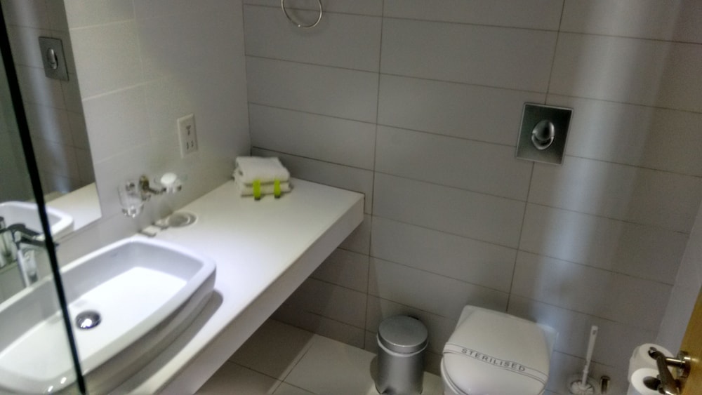 Vrissaki Beach Hotel — Hotel rooms in Protaras, Famagusta Region