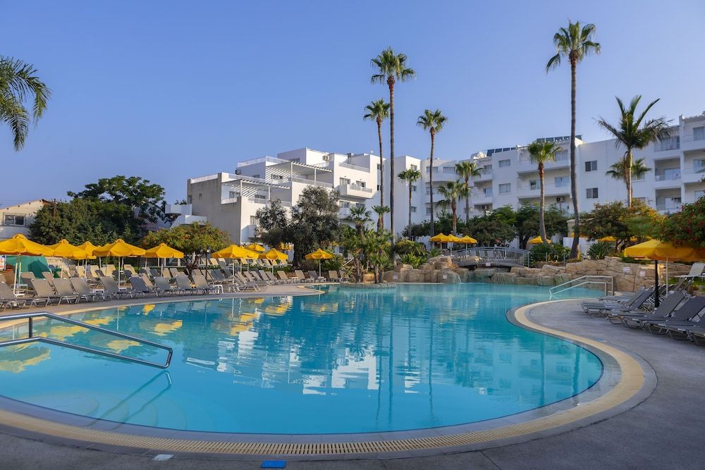 Pafos (5 dni) w Mayfair Gardens z Warszawy