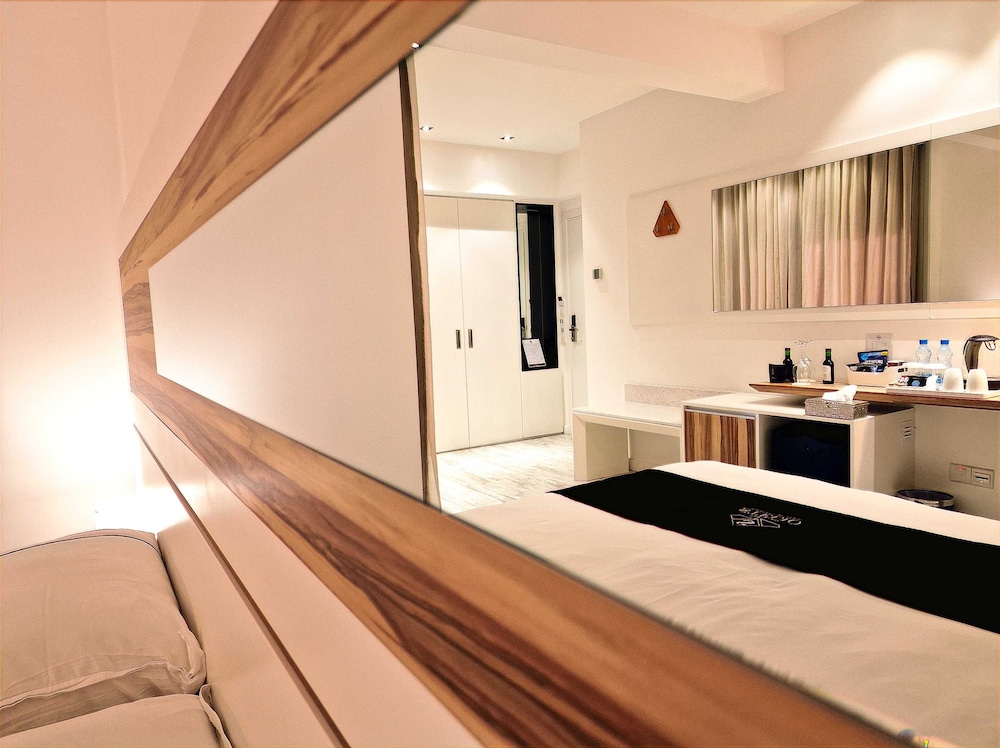 The Ciao Stelio Deluxe Hotel - Adults Only — Hotel rooms in Larnaca, Larnaca Region