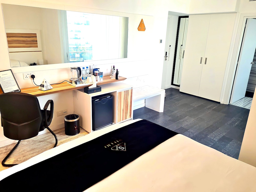 The Ciao Stelio Deluxe Hotel - Adults Only — Hotel rooms in Larnaca, Larnaca Region