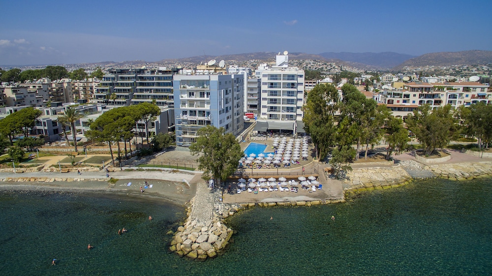 Harmony Bay Hotel — Swimming pool in Limassol, Limassol Region