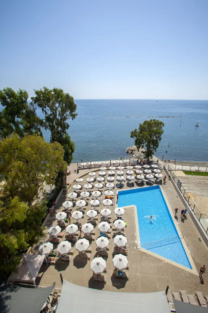 Harmony Bay Hotel