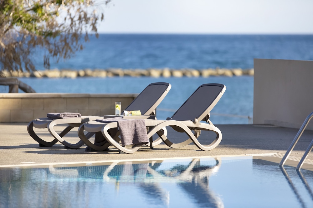 Harmony Bay Hotel — Swimming pool in Limassol, Limassol Region