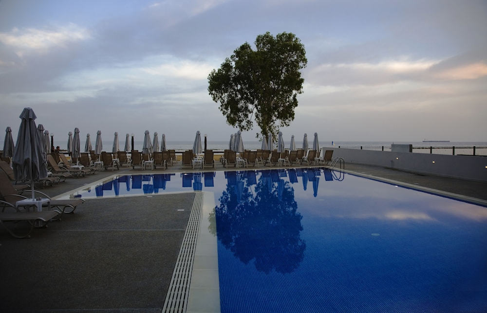 Harmony Bay Hotel — Swimming pool in Limassol, Limassol Region